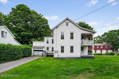 /international/us/104-hill-street-greenwich-ny-110100093647/
