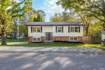 /international/us/100-n-langley-drive-ellettsville-in-110120588935/