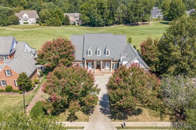 /international/us/1625-founders-hl-n-williamsburg-va-110109980305/