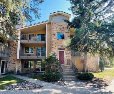 /international/us/2220-ridge-drive-saint-louis-park-mn-110099379725/