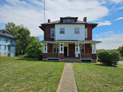 /international/us/3636-reading-road-cincinnati-oh-110108611753/