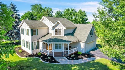 /international/us/7-casewood-drive-wilson-ny-110101118469/