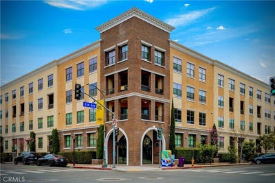 /international/us/395-e-4th-long-beach-ca-110097987922/