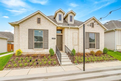 /international/us/10434-peonia-street-fort-worth-tx-110100845364/