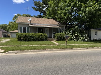 /international/us/316-w-delaware-street-decatur-mi-110099726041/