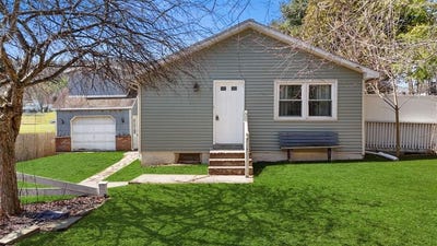 /international/us/1208-glenwood-road-vestal-ny-110106844102/