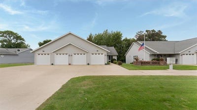 /international/us/820-n-mckay-avenue-ne-alexandria-mn-110102221928/