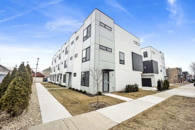 /international/us/944-beloit-avenue-forest-park-il-110109198353/