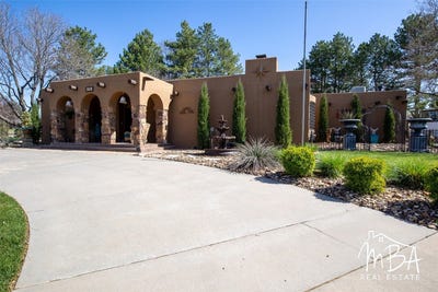 /international/us/2202-center-street-garden-city-ks-110099262773/