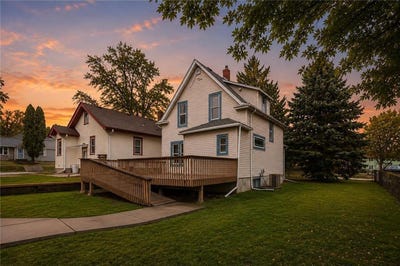 /international/us/902-dodd-road-west-saint-paul-mn-110108417408/