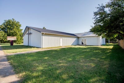 /international/us/722-s-main-garber-ok-110102768628/
