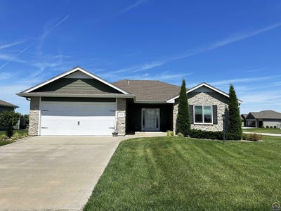 /international/us/3220-se-blackjack-cir-topeka-ks-110108164015/