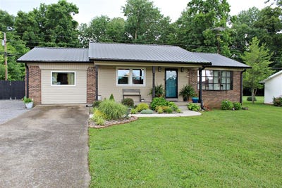 /international/us/163-southwest-circle-scottsville-ky-110099817848/
