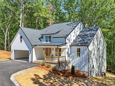 /international/us/5296-liberty-hill-road-w-york-sc-110120458219/