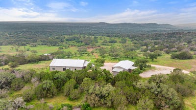/international/us/201-county-road-114-burnet-tx-110096895501/