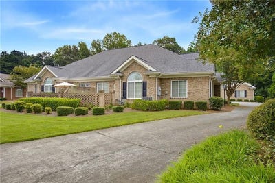 /international/us/4704-rose-arbor-drive-nw-acworth-ga-110119565124/