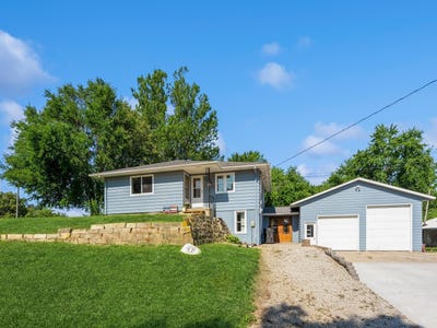 /international/us/408-west-street-lynnville-ia-110101051885/