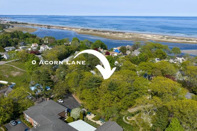 /international/us/acorn-lane-ogunquit-me-110108139432/