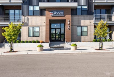 /international/us/4340-e-haystack-st-boise-id-110099979624/