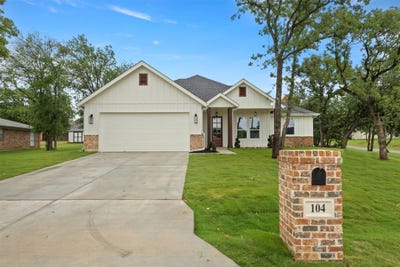 /international/us/104-jim-walter-drive-runaway-bay-tx-110108252470/