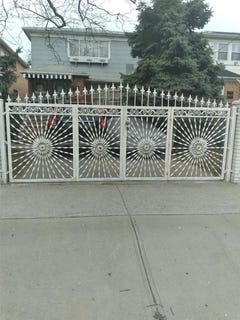 /international/us/2918-beach-channel-drive-far-rockaway-ny-110098514624/