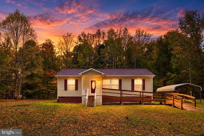/international/us/9711-robert-e-lee-drive-spotsylvania-va-110120687900/