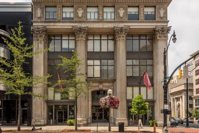 /international/us/51-n-high-street-columbus-oh-110108544225/