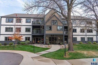 /international/us/4204-s-minnesota-ave-sioux-falls-sd-110105936139/