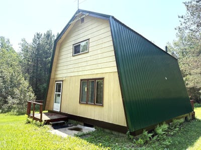 /international/us/7786-danielczak-rd-armstrong-creek-wi-110100676504/