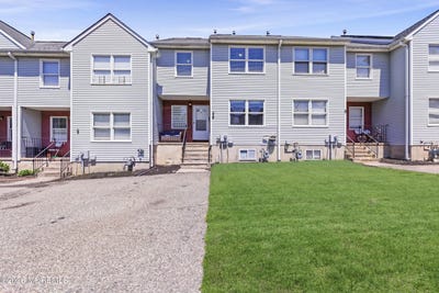 /international/us/7-branchwood-drive-lakewood-nj-110108122598/