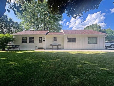 /international/us/12308-west-walker-st-west-allis-wi-110100595525/
