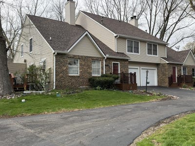 /international/us/535-weatherwood-lane-valparaiso-in-110107439192/