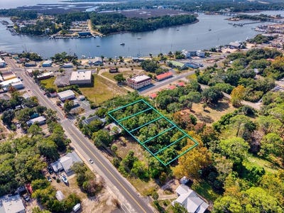 /international/us/112-ave-a-carrabelle-fl-110108417423/