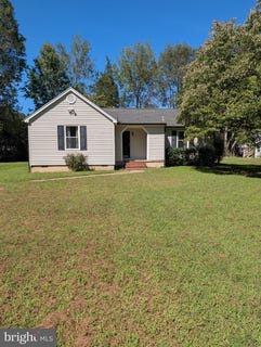 /international/us/215-hamilton-drive-ruther-glen-va-110110258449/