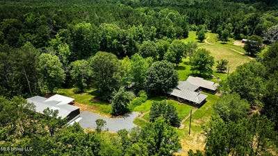 /international/us/2360-sullivan-road-meadville-ms-110105199700/