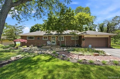 /international/us/25531-crystal-spring-court-farmington-hills-mi-110108919985/