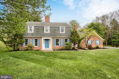 /international/us/2919-arcona-road-mechanicsburg-pa-110108095096/