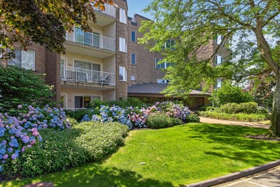 /international/us/1-belmont-road-west-harwich-ma-110109598937/