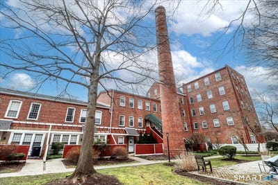/international/us/55-oil-mill-road-danbury-ct-110108955848/
