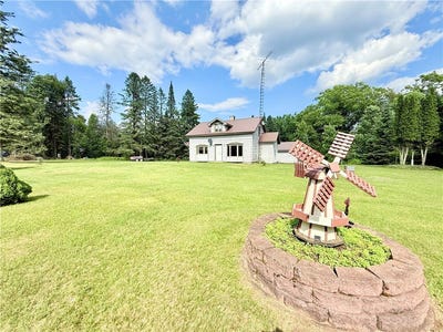 /international/us/10816-county-highway-s-hayward-wi-110100620799/