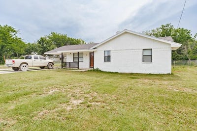 /international/us/510-n-proctor-street-alvord-tx-110098571480/