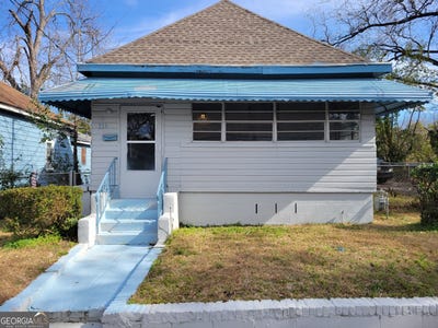/international/us/336-empire-avenue-macon-ga-110105877876/