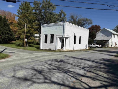 /international/us/1856-union-valley-road-riner-va-110120552064/