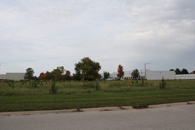 /international/us/94-templeton-drive-oswego-il-110087857068/