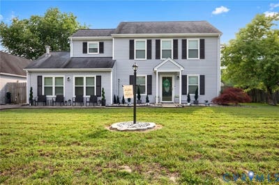 /international/us/6617-quail-hollow-drive-ordinary-va-110108678395/