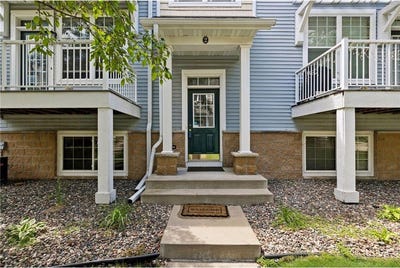 /international/us/1679-village-trail-e-maplewood-mn-110107993835/