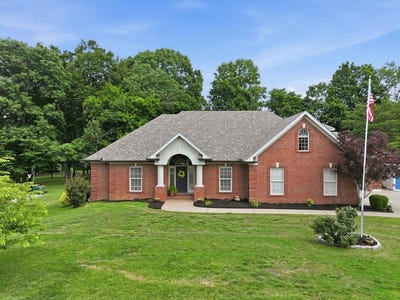 /international/us/119-millstone-way-white-house-tn-110108389182/
