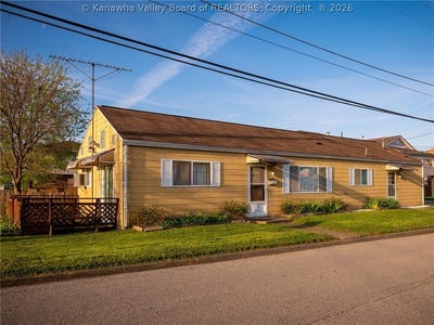 /international/us/1625-jackson-avenue-st-albans-wv-110107208579/