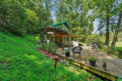 /international/us/3978-s-state-road-135-nashville-in-110107315403/