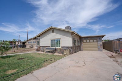 /international/us/418-s-f-st-imperial-ca-110108237649/